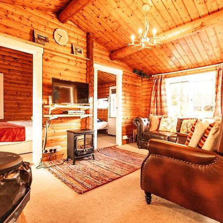 Stunning Log Cabin With Garden In Snowdonia - Hosted By Seren Short Stays Trawsfynydd Eksteriør bilde